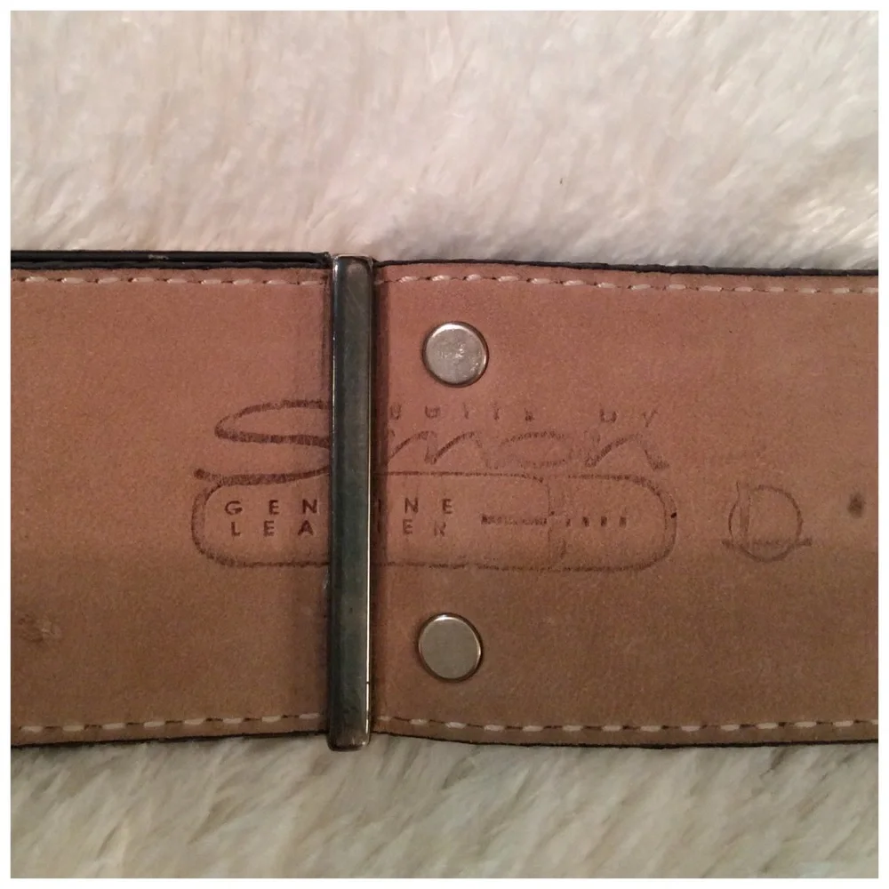 SIMON BELT. - Picture 4 of 5